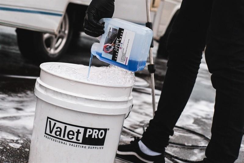 ValetPro Luxury Caravan Wash 1000 ml 2/3