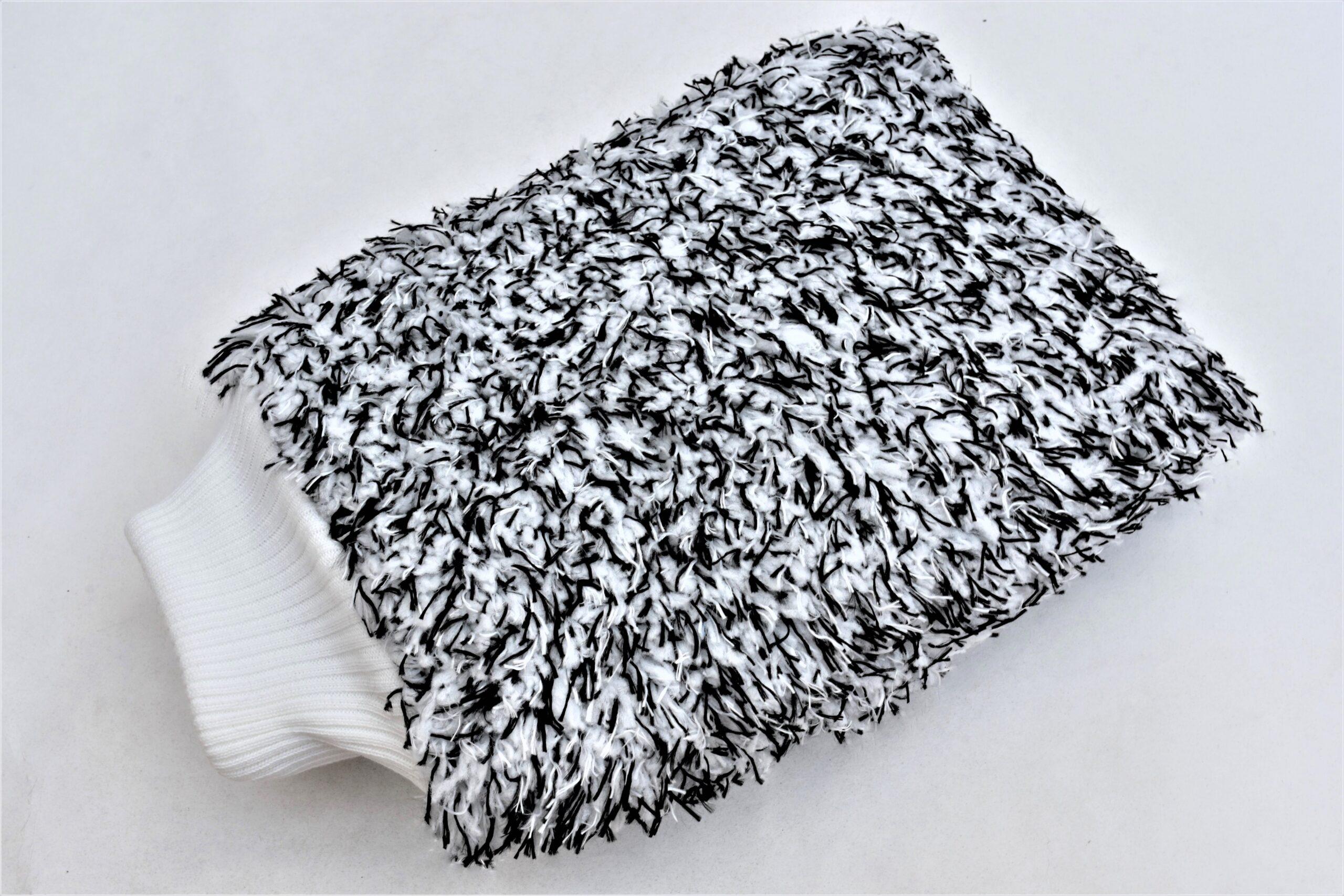 Monster Shine Premium Microfiber Wash Mitt 1/2