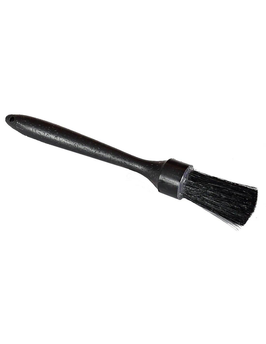 Wheel Woolies Boar's Hair Detail Brush 1" 1/2