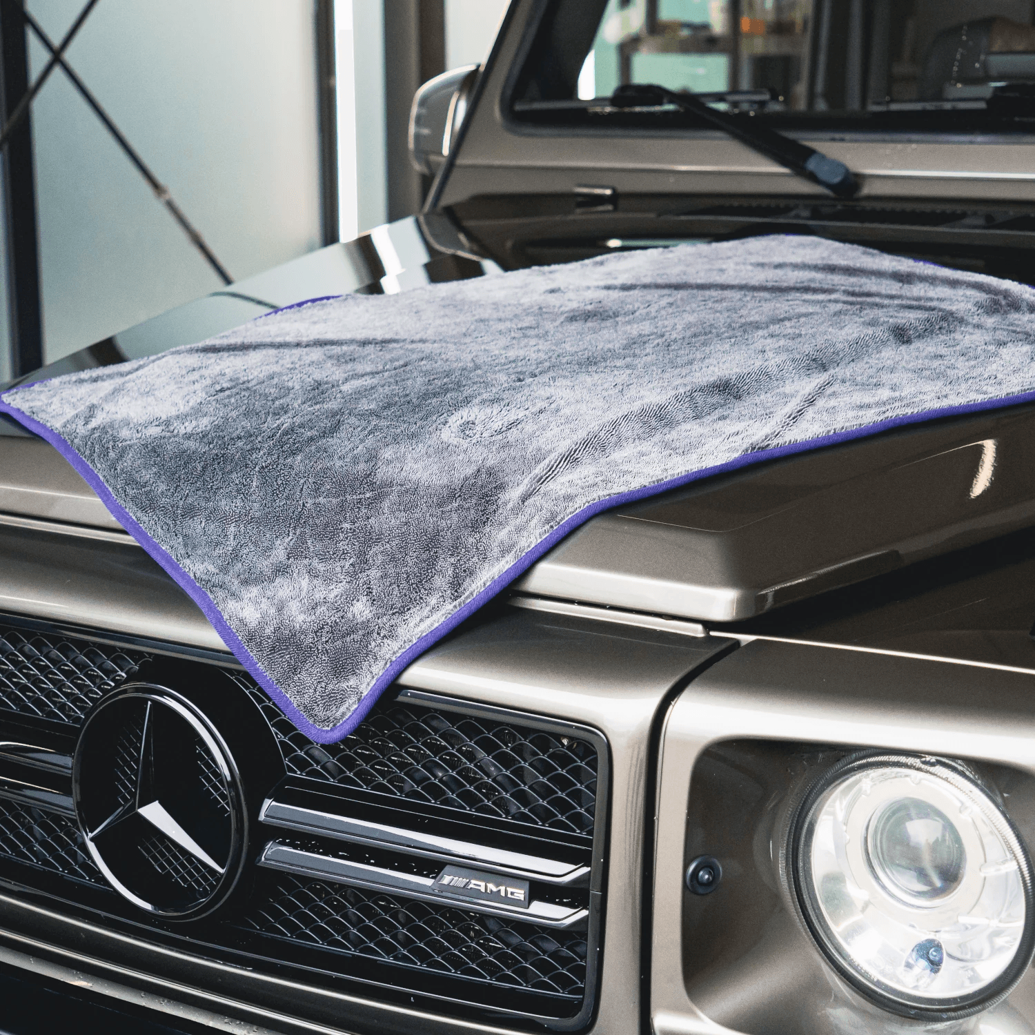 Monster Shine Hyperion Super Absorbent Microfiber Drying Towel 600 GSM 70 x 90 cm 3/4